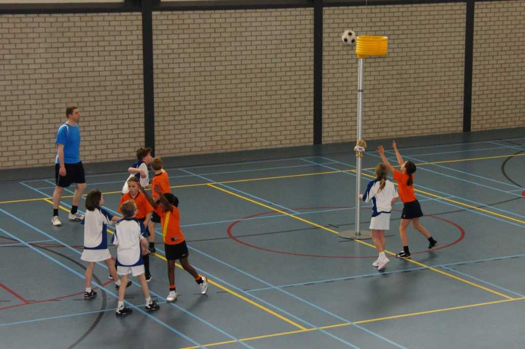 Korfbal E2  13 maart 2010-13.JPG